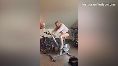 Sci, Lindsey Vonn in cyclette: la riabilitazione prosegue