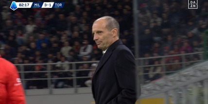 Rigore per il Torino dopo il contatto Pavlovic-Simeone: la frase di Allegri al quarto uomo