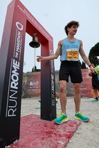 La campana di Acea Run Rome The Marathon, il rintocco del personal best