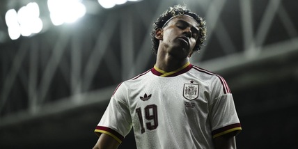 Cori anti-Islam, rabbia Yamal: "Vergognosi". La Spagna rischia sanzioni Fifa