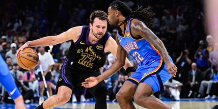 Nba, serata nera per i Lakers: ko con Oklahoma e Doncic si fa male. Vince San Antonio Nba, serata nera per i Lakers: ko con Oklahoma e Doncic si fa male. Vince San Antonio