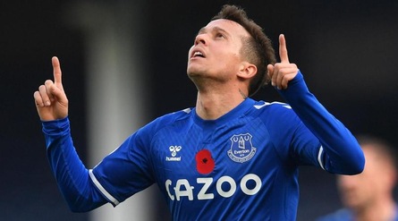 Roma, pressing su El Shaarawy, ma avanza Bernard