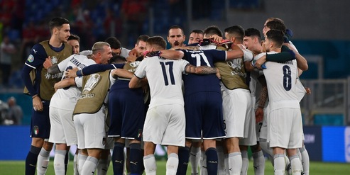 Azzurri, abbracciamoci forte