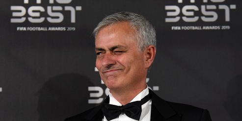 Mourinho lascia Londra e vola in Portogallo: nel motivo c’entra la Roma