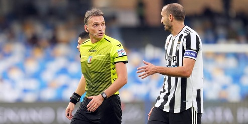 Moviola Serie A: bene Irrati a Napoli, a Bergamo fa tutto il VAR