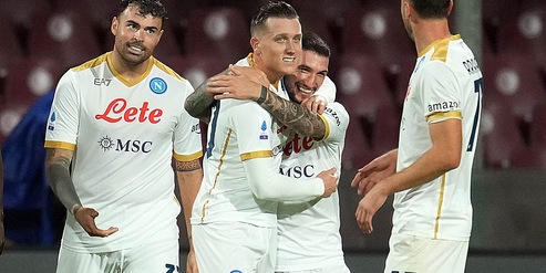 Zielinski gol, Napoli da record: battuta anche la Salernitana