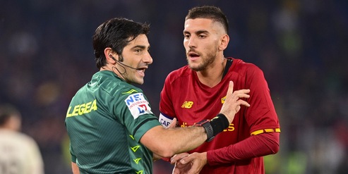Roma-Milan, la moviola: Maresca, notte horror: dà il rigore sbagliato e Theo Hernandez…