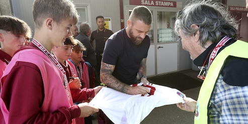 De Rossi, primo successo con la Spal con tanti tifosi speciali: ecco chi sono