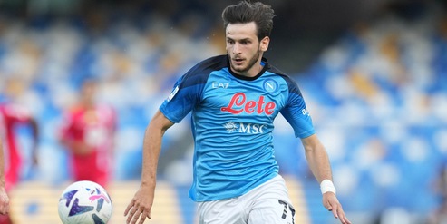 Kvaratskhelia, novità sull’infortunio: ecco quando torna