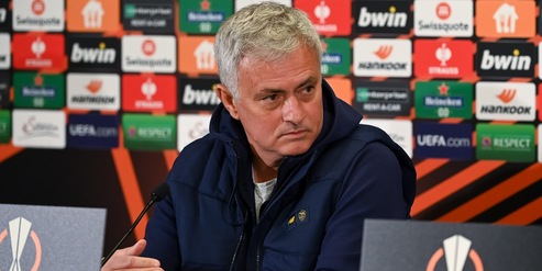 Mourinho in conferenza stampa: rivivi le parole in diretta