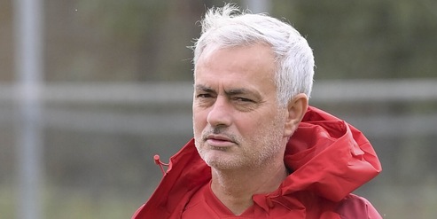 Roma, assalto a Mourinho: tre club preparano l’offerta per convincerlo