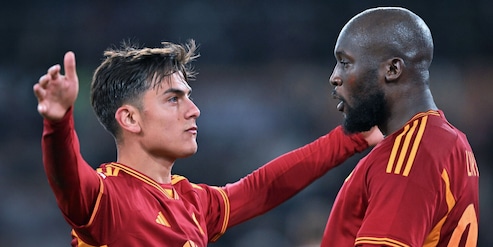 Roma, boom di vendite della maglia di Dybala: i dettagli