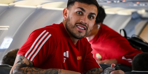 Roma, Paredes dice no all'Arabia: "Sono felice a Trigoria". E brinda con un vino speciale