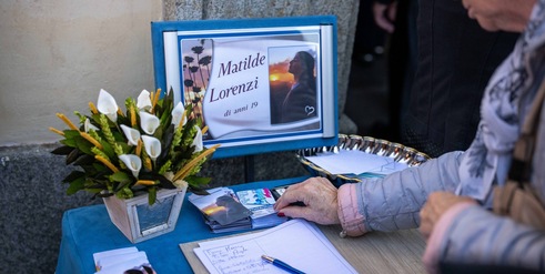 Funerali Matilde Lorenzi: in tantissimi per l'addio alla sciatrice