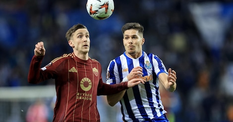 Porto-Roma 1-1, Moura risponde a Celik nell'andata dei playoff di Europa League