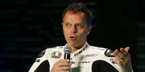 Capirossi: "La Ducati saprà gestire la coppia. E l’Aprilia è vicina"