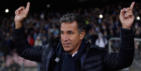 Napoli, una notte da brividi allo stadio: omaggi a Lavezzi, Careca e Alemao