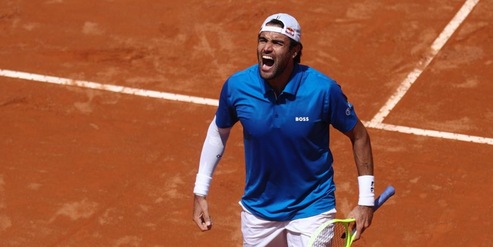 L'emozione di Berrettini per il ritorno al Centrale dopo quattro anni: cosa è successo dopo la vittoria su Fearnley