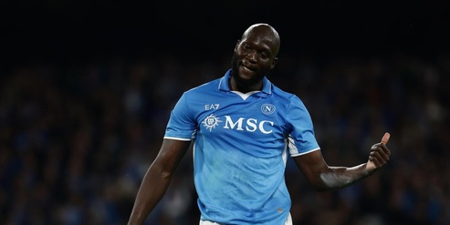 Passo falso Napoli: solo un pari con il Genoa. Ma è ancora davanti all'Inter