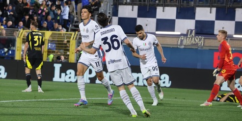 L’Inter vince a Como ma non basta. Inzaghi, ora testa alla Champions