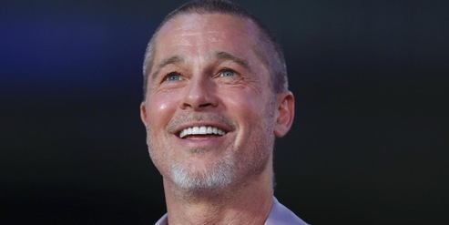 Quel saluto di Pitt a Sinner, icona mondiale (e non solo del tennis)