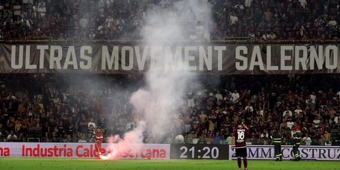 Non solo sconfitta a tavolino con la Samp: cosa rischia la Salernitana dopo il caos all’Arechi