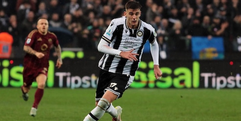 Nunez a rilento, il Napoli spinge su Lucca: si parte da 35 milioni