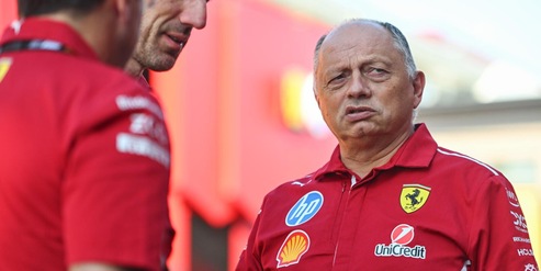 Ferrari, la decisione è presa: resta Vasseur con la benedizione dei piloti. Ma quanti rischi...