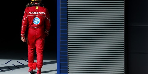 Hamilton mai così in basso: il declino di un fenomeno che va oltre i guai della Ferrari