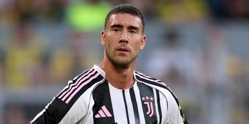 Vlahovic-Juve, braccio di ferro anche per la n.9: Dusan non la molla