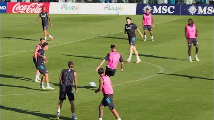 Napoli, giorni decisivi per Hojlund