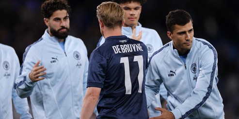 Il Napoli in 10 col City cede sotto i colpi di Haaland e Doku: rivivi la diretta