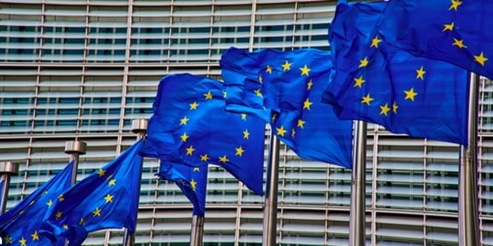 Ue durissima, no a Milan-Como a Perth e Villarreal-Barcellona a Miami