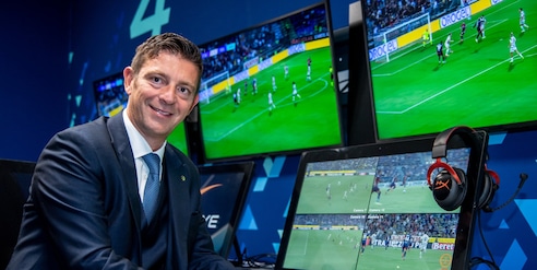 Bufera arbitri: "Milan-Fiorentina, no rigore e no Var". Rocchi boccia Marinelli e Abisso, fermati