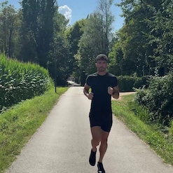 Il corpo parla, sempre, e chiede stretching, mobilità, sollievo