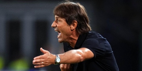 Napoli, su Conte sono arrivati gli sciacallini