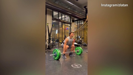 Ibra, che forza! Lo svedese sovrumano in palestra