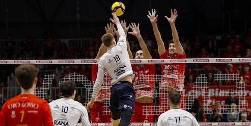 Verona espugna Piacenza al tie break