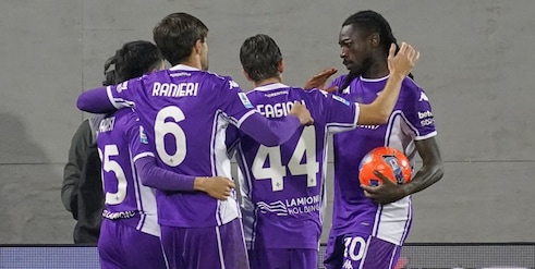 La Fiorentina non si ferma nemmeno per la Vigilia di Natale: Vanoli dirige l'allenamento e aspetta Paratici