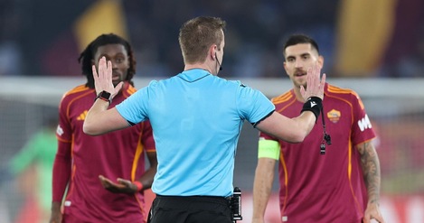 La moviola di Roma-Stoccarda: Brooks direzione inglese. Wesley, no rigore