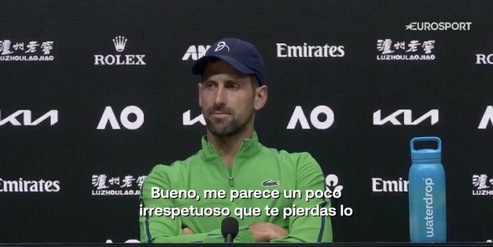 La domanda su Sinner e Alcaraz infastidisce Djokovic: risposta piccata a un giornalista