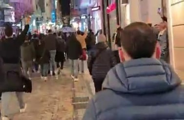 Roma, il corteo insieme ai tifosi del Panathinaikos verso lo stadio