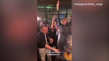 Brocchi compie 50 anni: le immagini della festa di compleanno