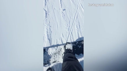 Ibra, domenica sulla neve...