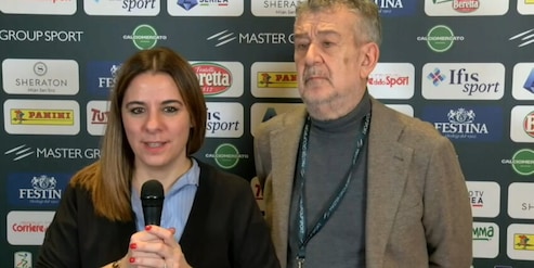 “La Roma non faceva un mercato così da anni. E la Juve è senza punte”.