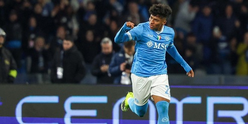 Napoli, una mano Santos. E c’è una cosa che unisce Alisson e Kvara…