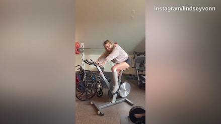 Sci, Lindsey Vonn in cyclette: la riabilitazione prosegue