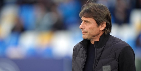 Napoli, assalto al secondo posto in due mosse: venerdì a Cagliari, poi Conte sfida Allegri
