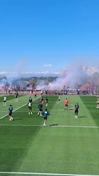 Che entusiasmo a Milanello: l'affetto dei tifosi per il Milan prima della sfida contro il Napoli