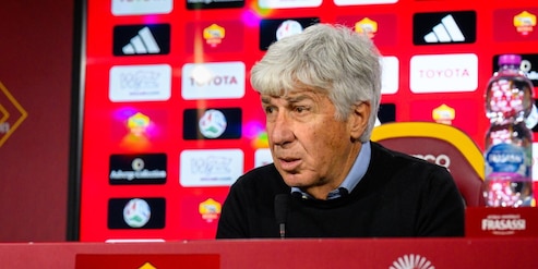 Gasperini e la domanda sul futuro: "Sarà ancora l'allenatore della Roma a luglio?". Lui sorride e risponde così...